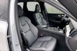 2025 XC60 Thumbnail 7