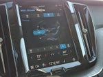 2025 XC60 Thumbnail 16
