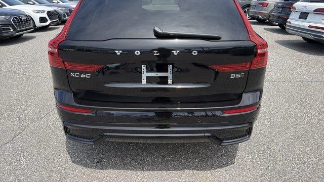 2025 Volvo XC60 B5 Plus Dark Theme