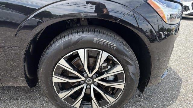 2025 Volvo XC60 B5 Plus Dark Theme
