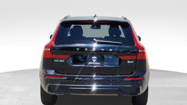 2025 Volvo XC60 B5 Plus Dark Theme