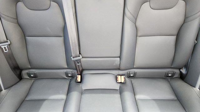 2025 Volvo XC60 B5 Plus Dark Theme