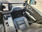 2025 XC60 Thumbnail 14