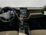 2026 XC60 Thumbnail 3