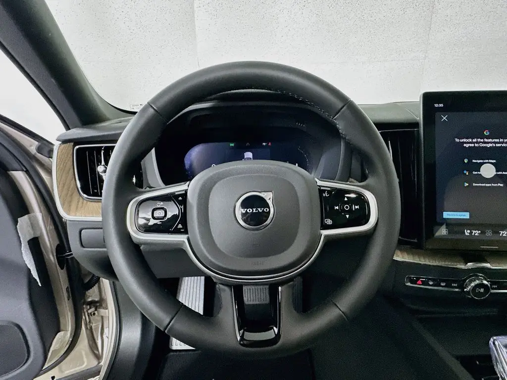 2026 Volvo XC60 - $50,146