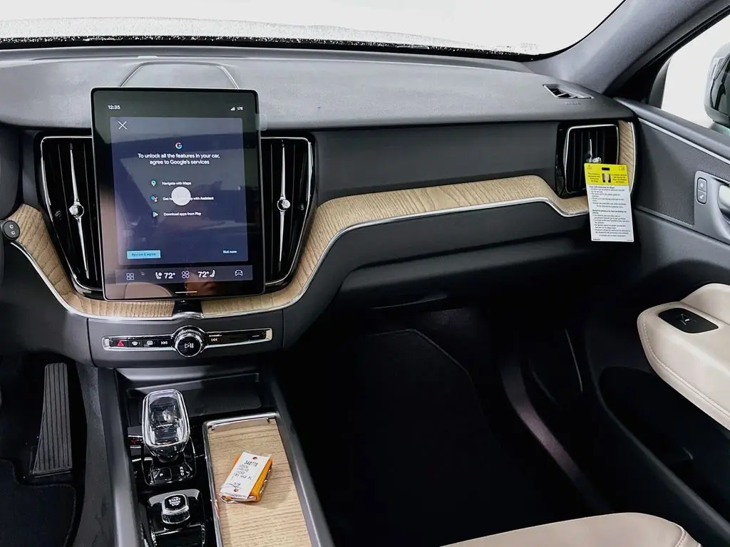 2026 Volvo XC60 - $50,146