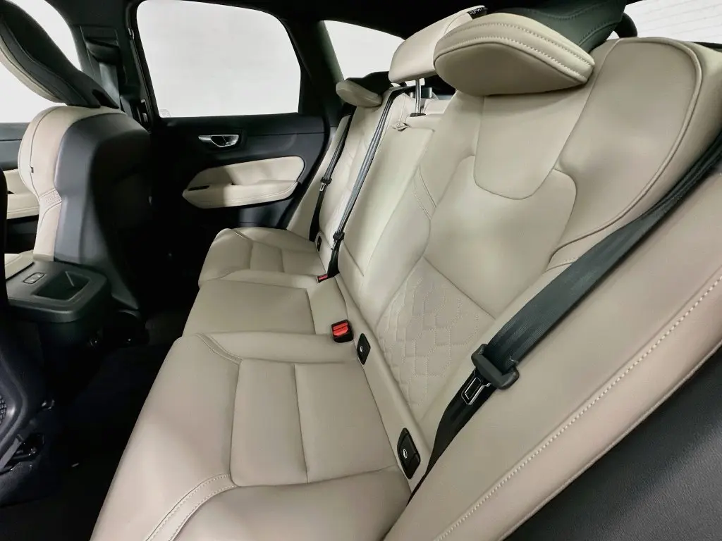 2026 Volvo XC60 - $47,133