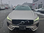 2025 XC60 Thumbnail 2