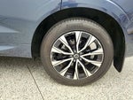 2025 XC60 Thumbnail 9