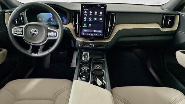 2026 Volvo XC60 B5 Core