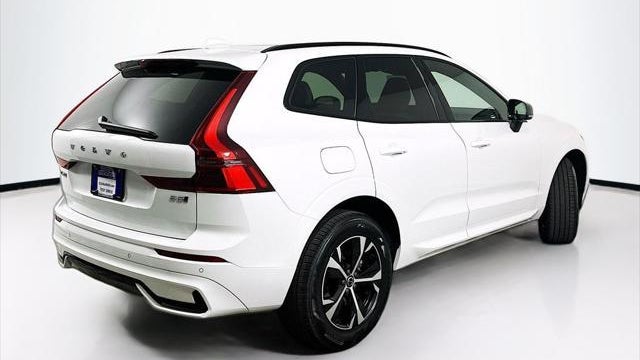 2026 Volvo XC60 B5 Core