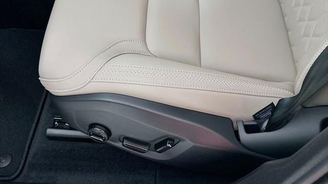 2026 Volvo XC60 B5 Core