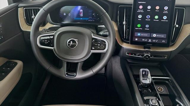 2026 Volvo XC60 B5 Core