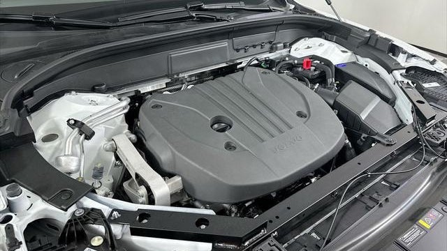 2026 Volvo XC60 B5 Core