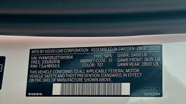 2026 Volvo XC60 B5 Core