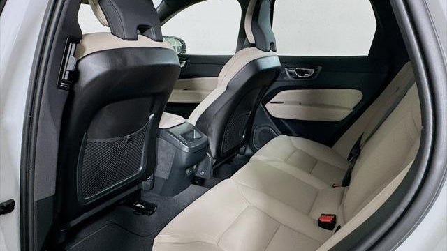 2026 Volvo XC60 B5 Core