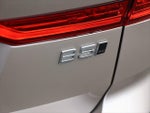2025 XC60 Thumbnail 10