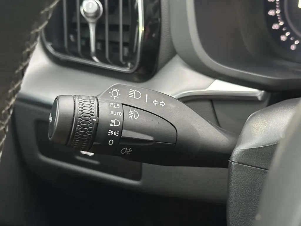 2025 Volvo XC60 - $38,300