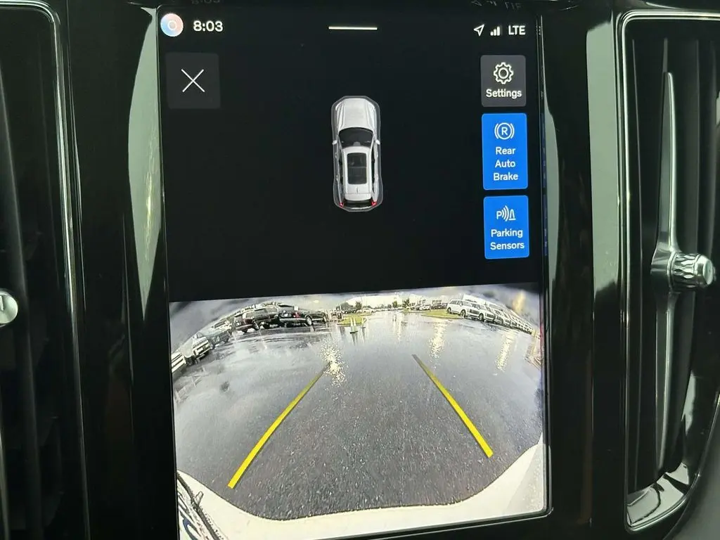 2025 Volvo XC60 - $38,300