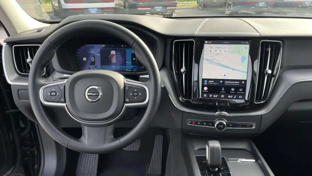 2025 Volvo XC60 B5 Core Dark Theme