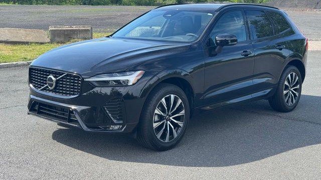 Preowned 2025 Volvo XC60 B5 Core Dark Theme for Sale