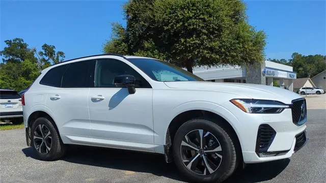 2026 Volvo XC60 B5 Core