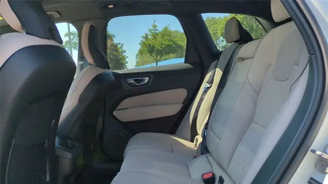 2026 Volvo XC60 B5 Core
