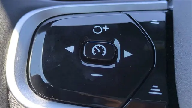 2026 Volvo XC60 B5 Core
