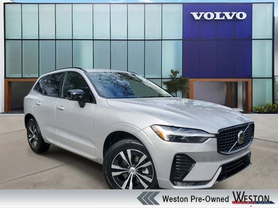 2025 Volvo XC60 AWD B5 Core Dark Theme 4DR SUV