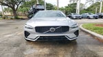 2025 XC60 Thumbnail 2