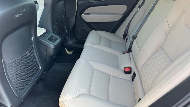 2026 Volvo XC60 B5 Core