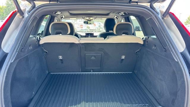 2026 Volvo XC60 B5 Core