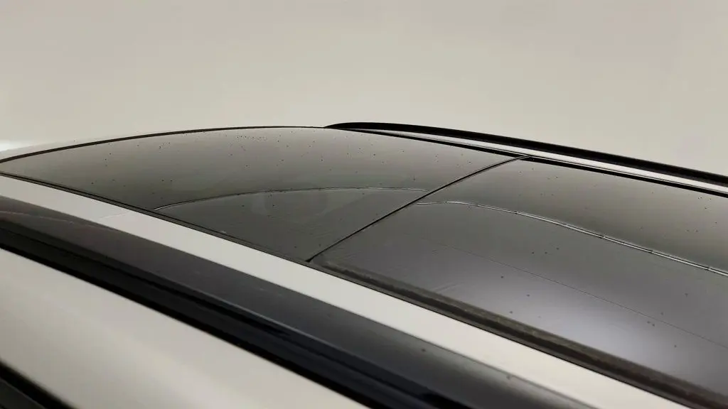 2025 Volvo XC60 B5 Ultra Dark Theme