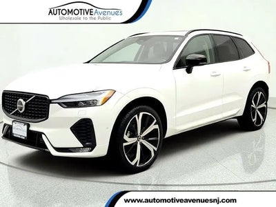 2025 Volvo XC60 AWD B5 Ultra Dark Theme 4DR SUV
