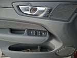 2026 XC60 Thumbnail 16