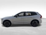 2026 XC60 Thumbnail 3