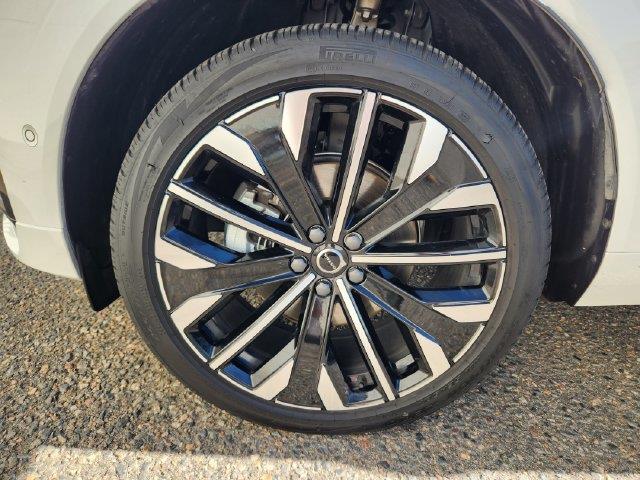 2026 Volvo XC60 - $48,950