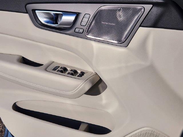 2026 Volvo XC60 - $56,350