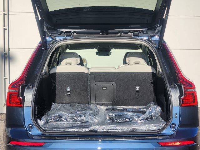 2026 Volvo XC60 - $56,350