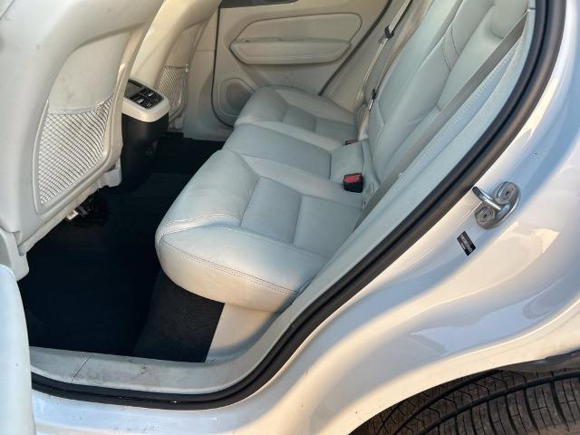 2026 Volvo XC60 - $45,165