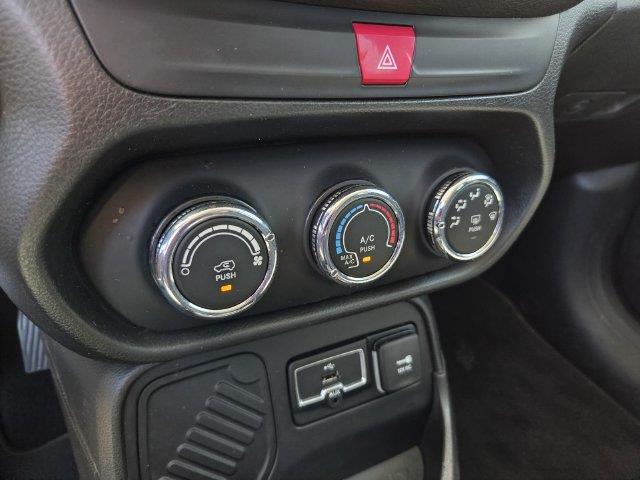 2017 Jeep Renegade - $7,000