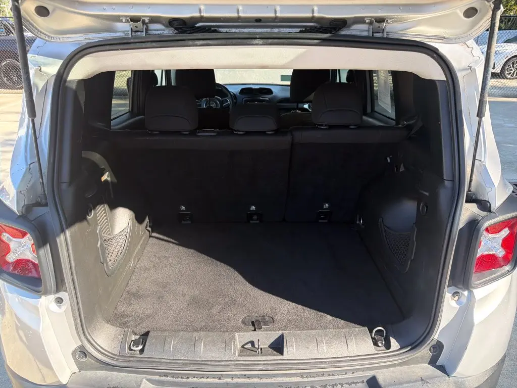 2018 Jeep Renegade - $10,800