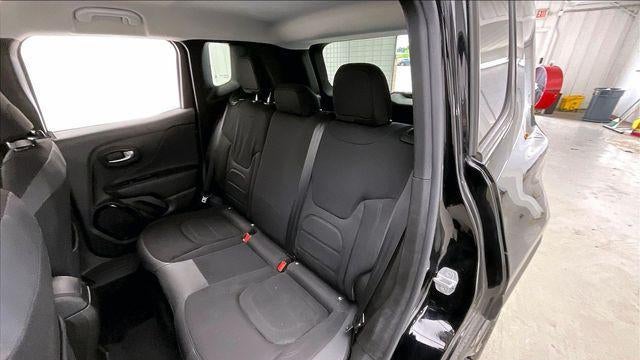 2017 Jeep Renegade Altitude