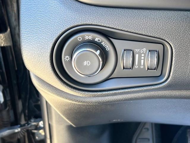 2018 Jeep Renegade - $10,500