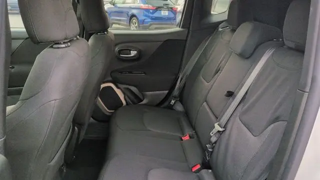 2016 Jeep Renegade Latitude 75th Anniversary