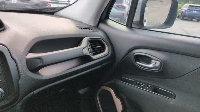 2016 Jeep Renegade Latitude 75th Anniversary
