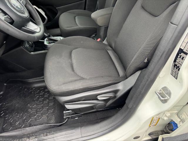 2018 Jeep Renegade - $11,000
