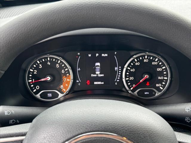 2018 Jeep Renegade - $11,000