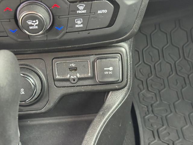2018 Jeep Renegade - $11,000