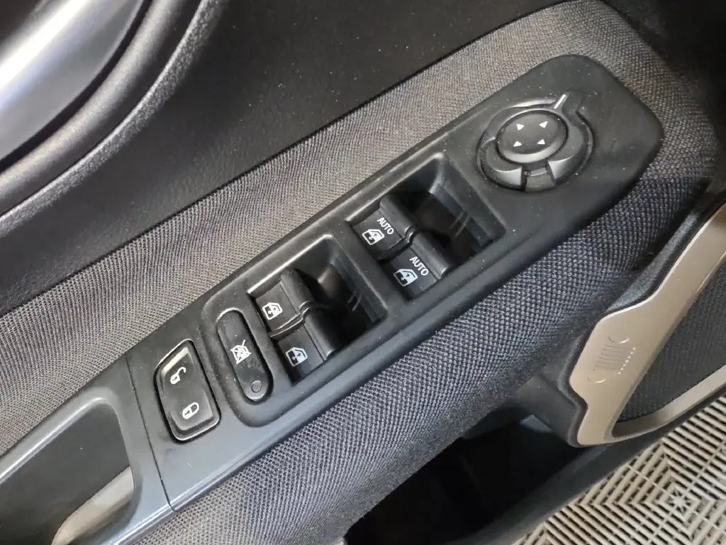 2017 Jeep Renegade - $12,948